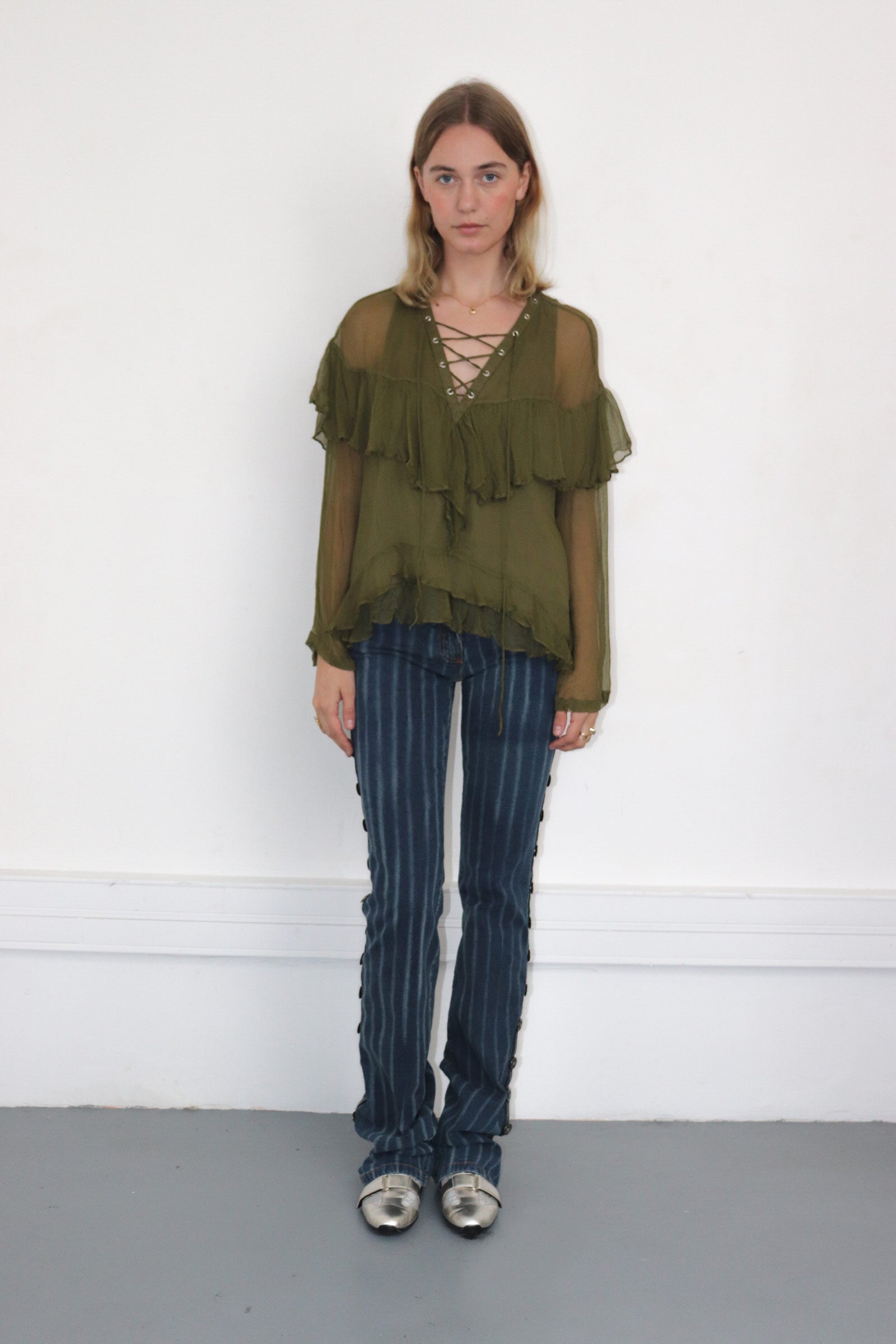 Blouse en soie kaki