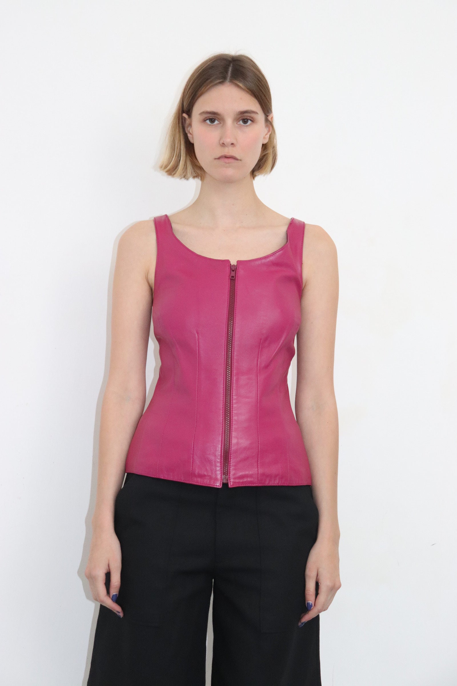 Haut en cuir rose