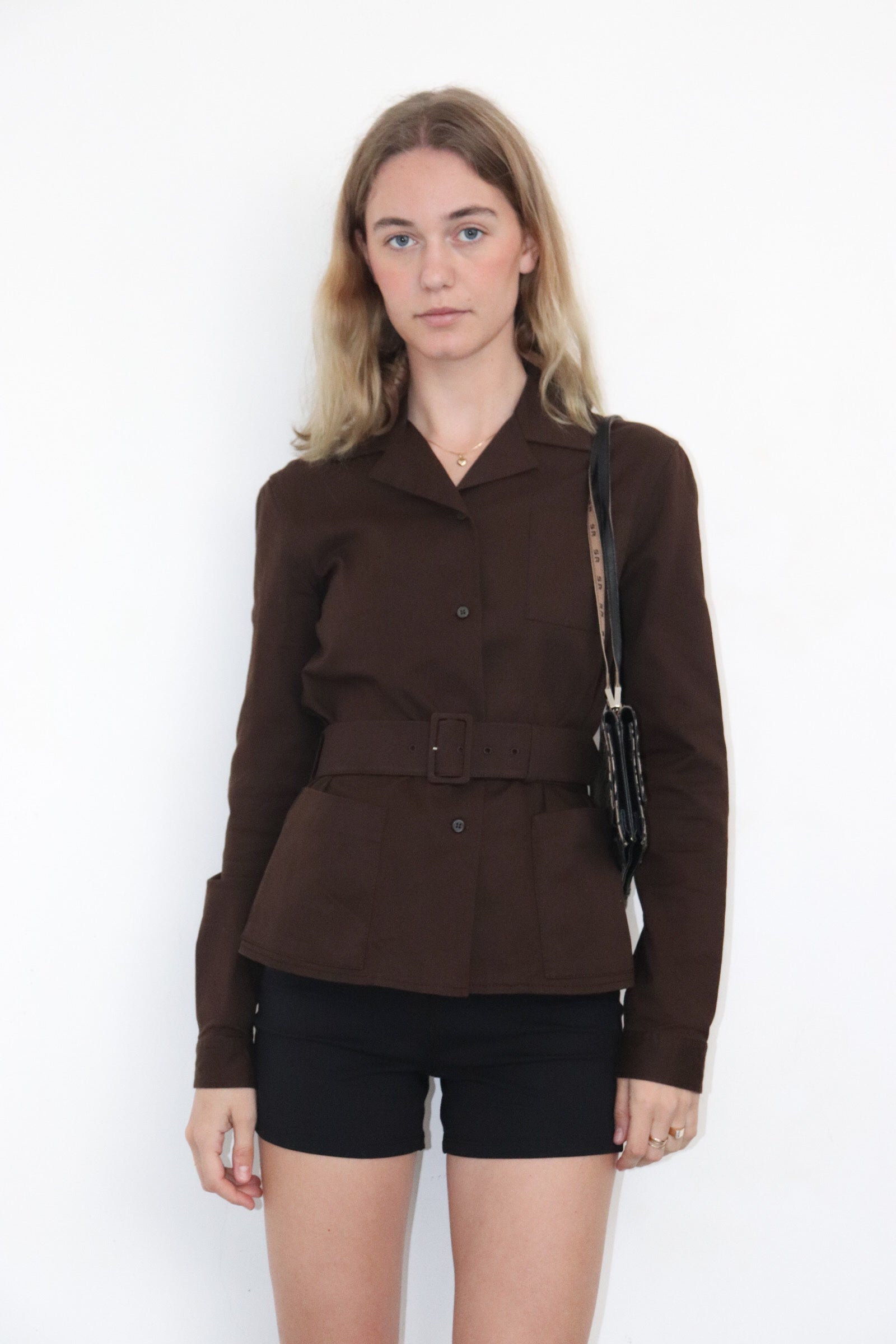 Chemise marron style saharienne