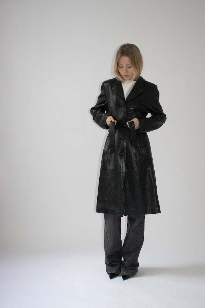 Manteau en cuir noir