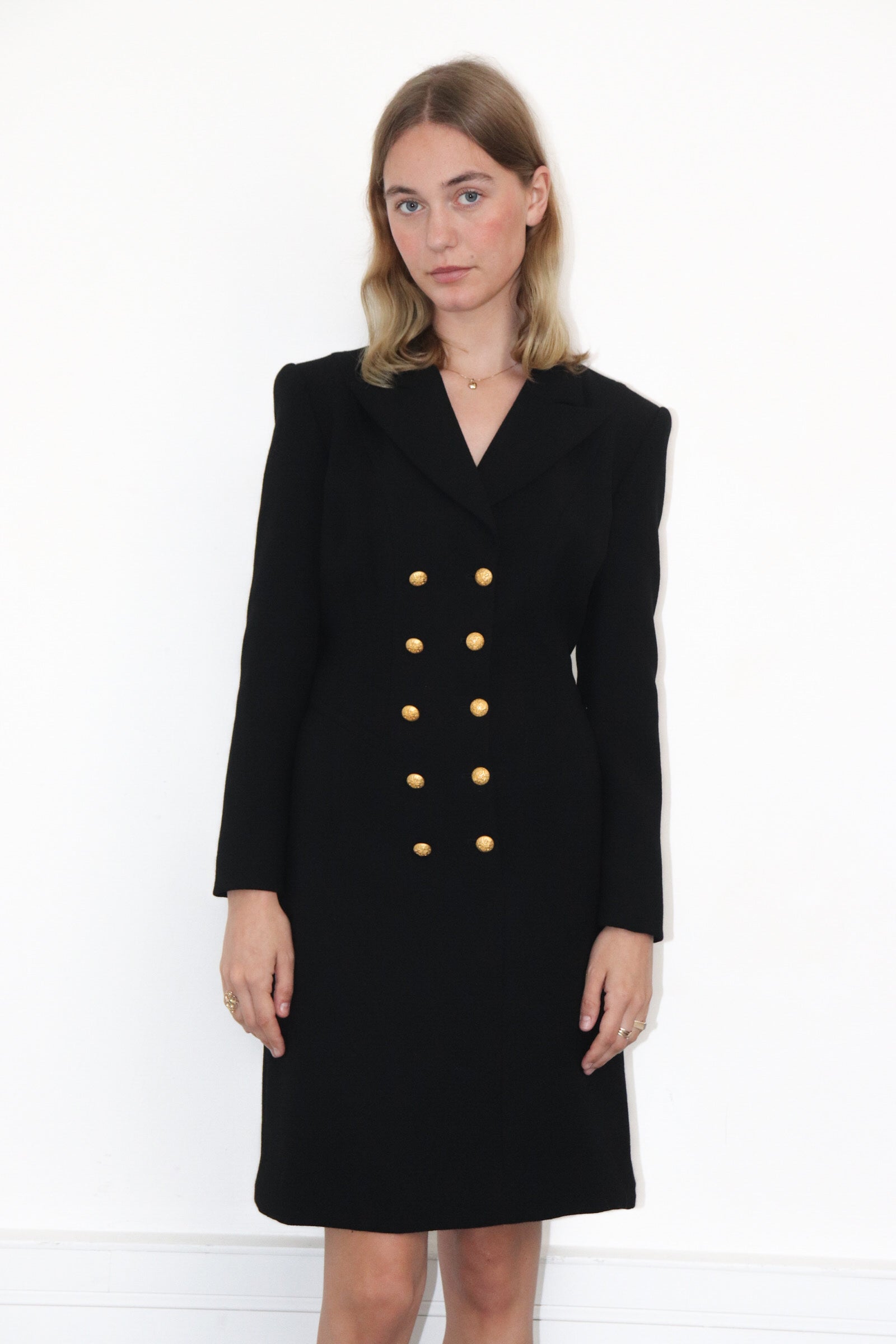 Veste noire boutons dorés