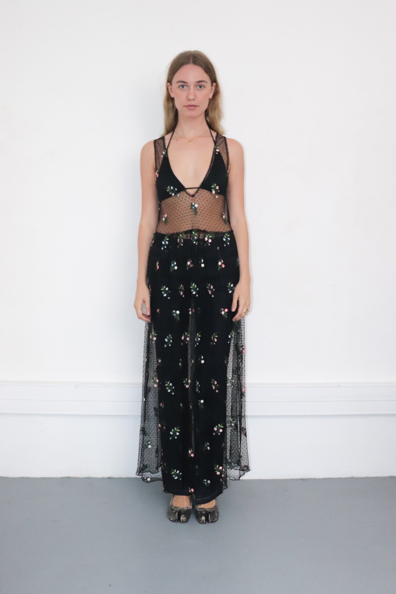 Robe noire en tulle